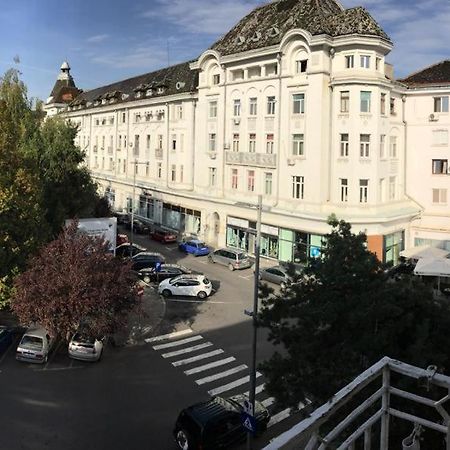 كرايوفا Old Town English Park Residence المظهر الخارجي الصورة