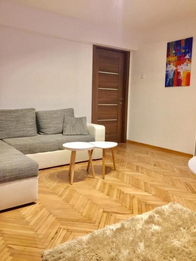 كرايوفا Old Town English Park Residence المظهر الخارجي الصورة