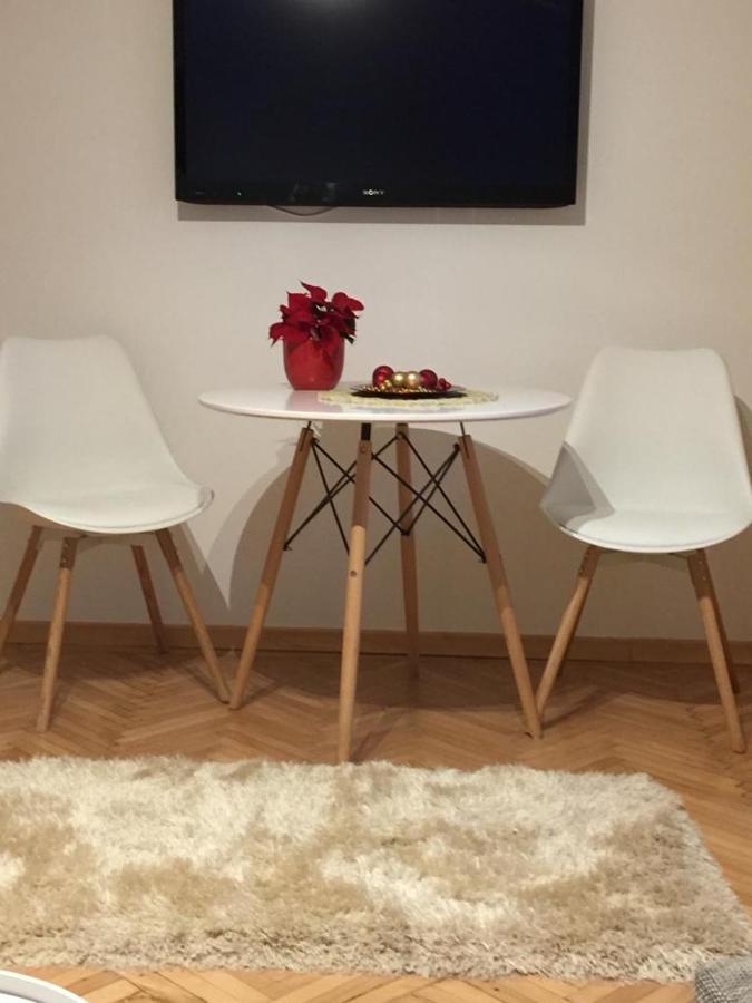 كرايوفا Old Town English Park Residence المظهر الخارجي الصورة